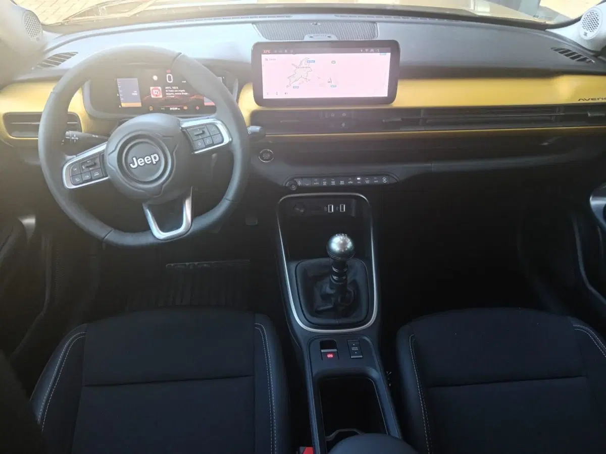 Jeep Avenger usata a Alessandria (15)