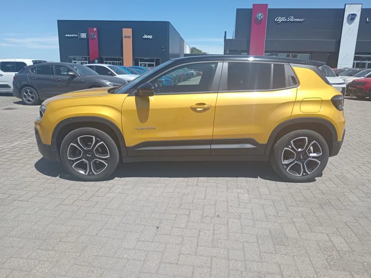 Jeep Avenger usata a Alessandria (9)