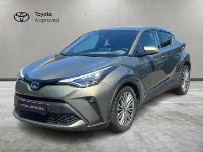 Toyota Toyota C-HR 1.8 Hybrid E-CVT Lounge del 2022 usata a Osnago