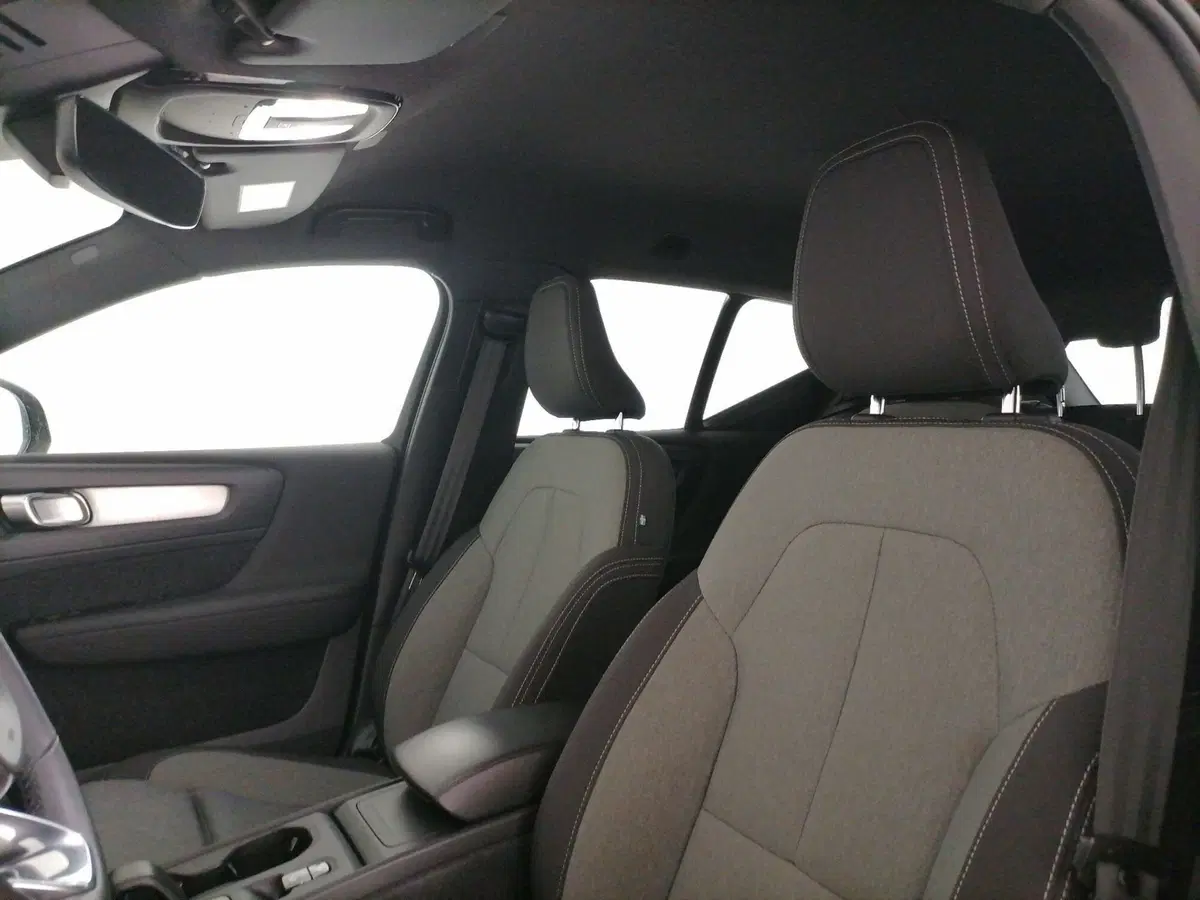 Volvo XC40 usata a Roma (13)
