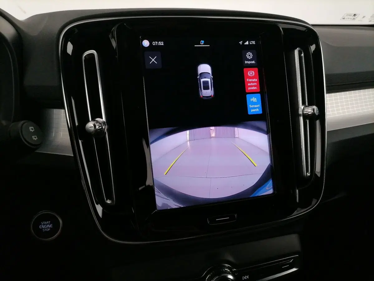 Volvo XC40 usata a Roma (17)
