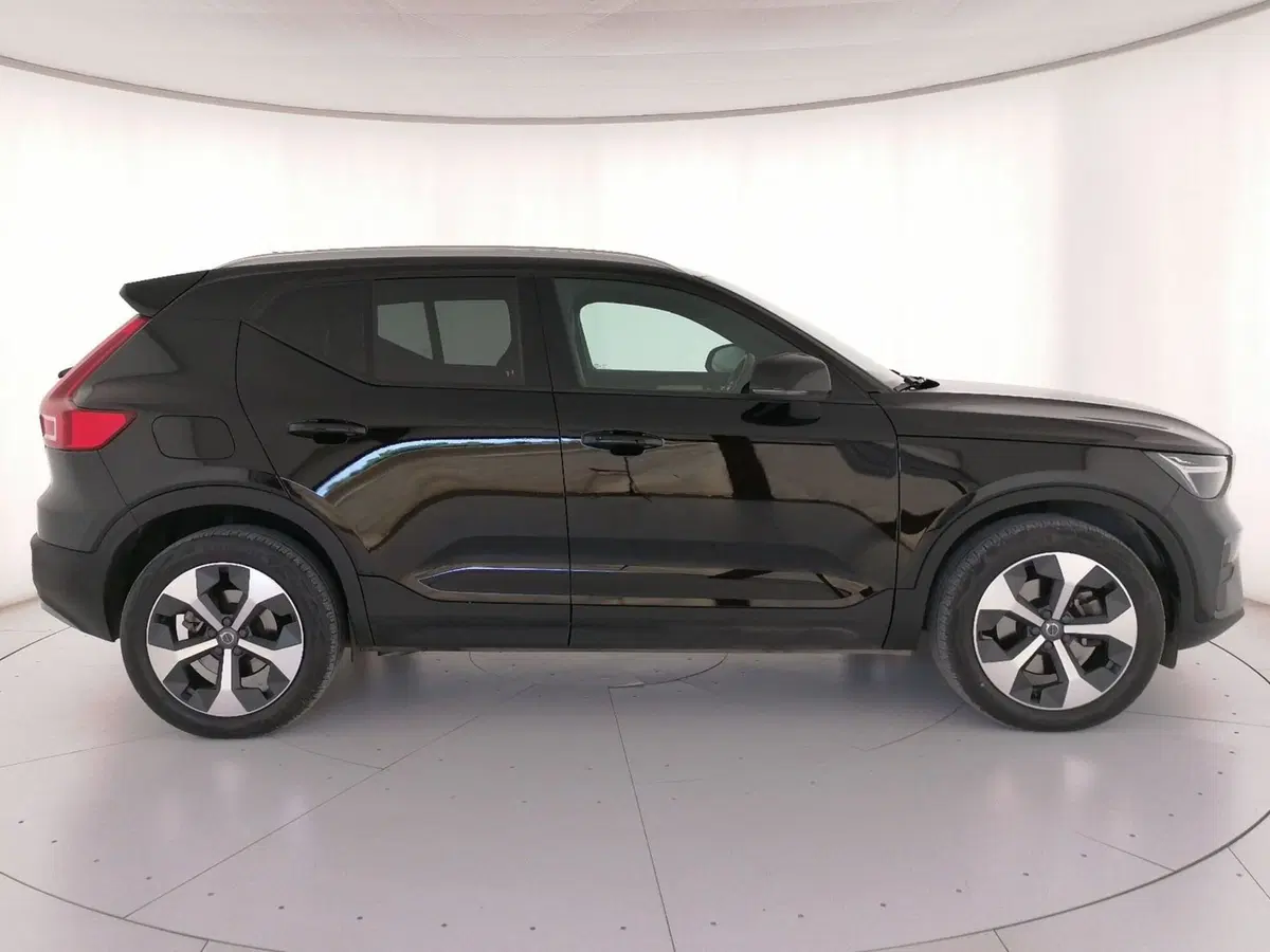 Volvo XC40 usata a Roma (3)