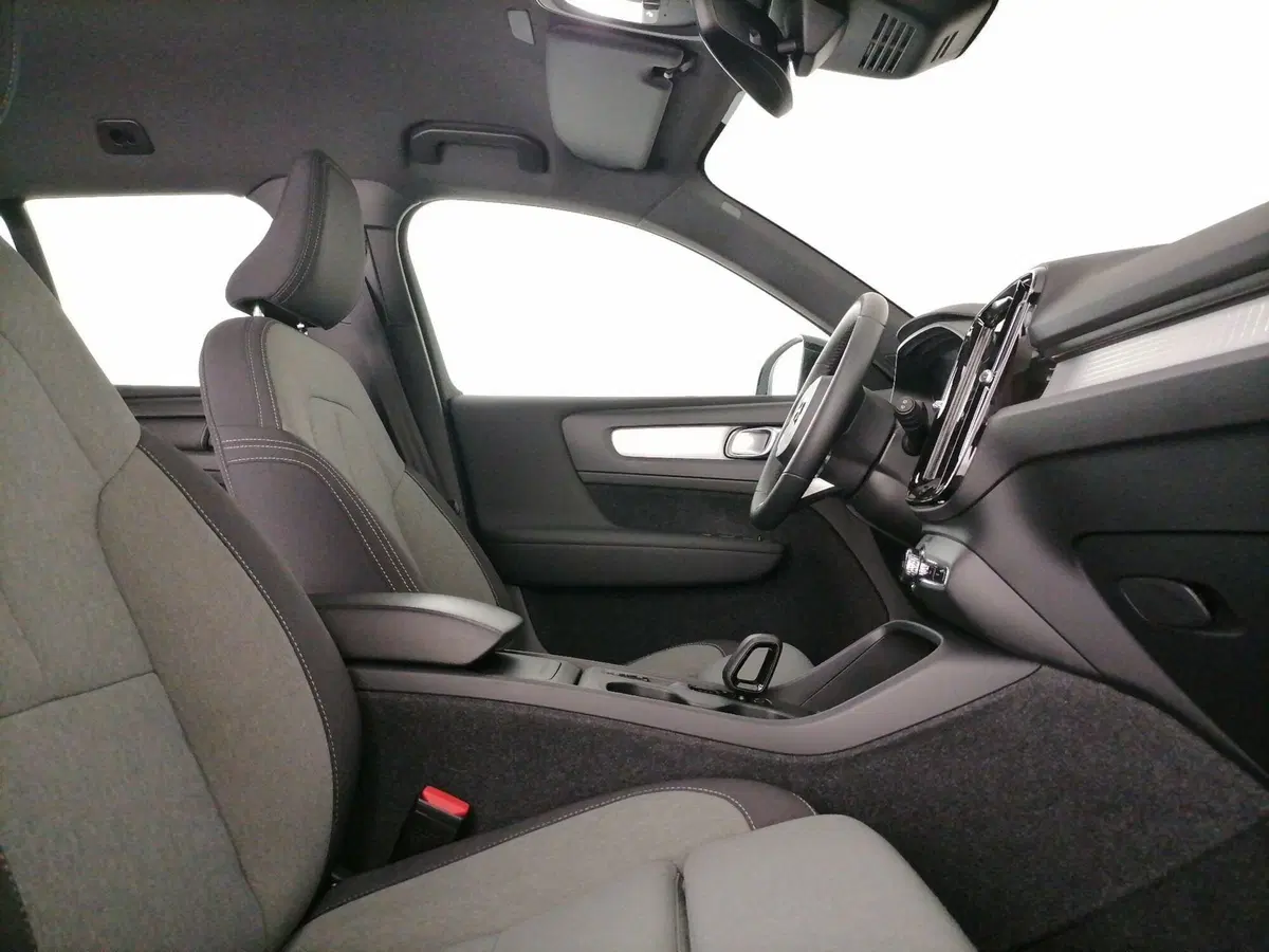 Volvo XC40 usata a Roma (6)