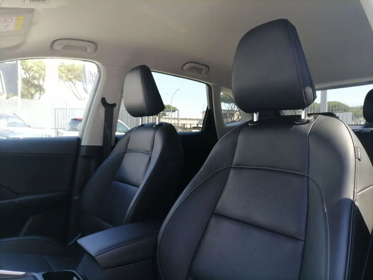 Mg ZS EV usata a Roma (12)