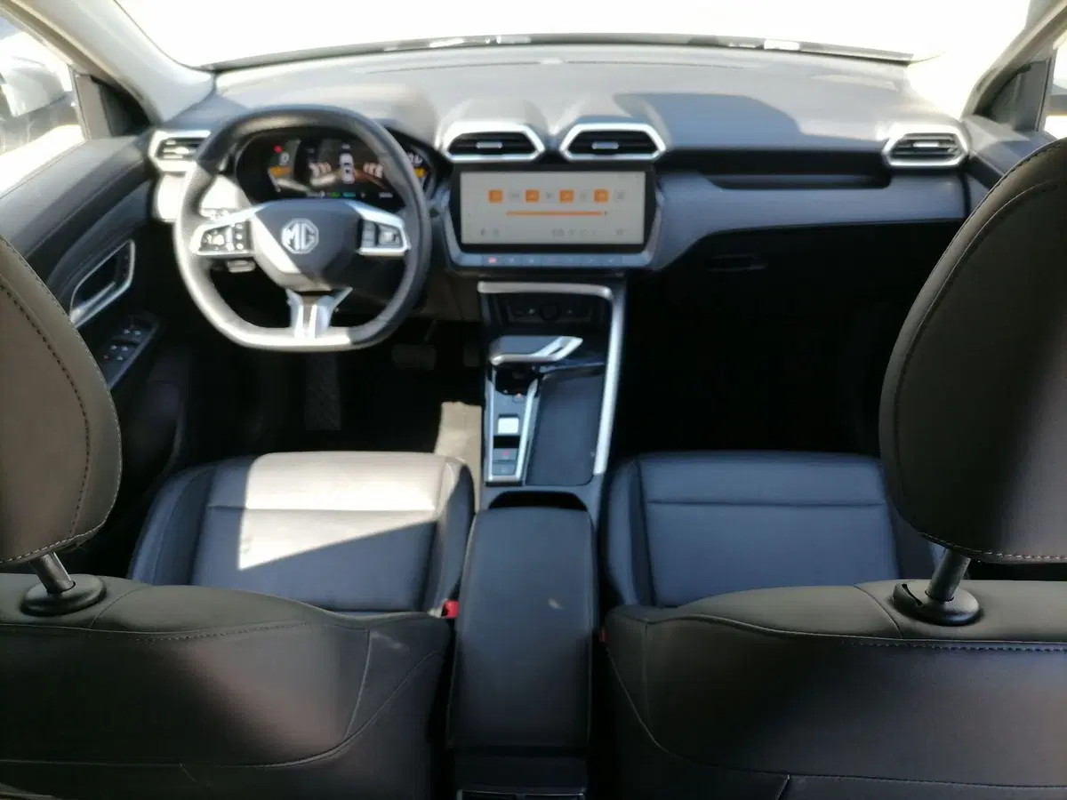 Mg ZS EV usata a Roma (9)