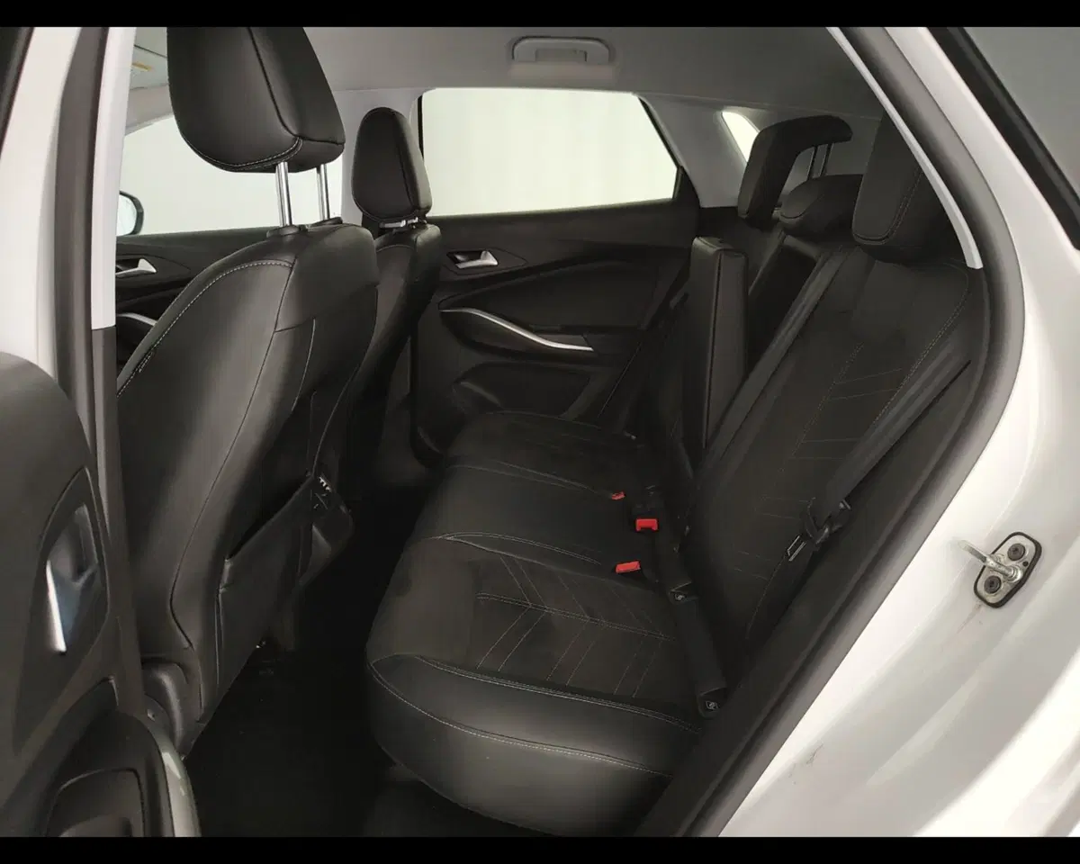 Opel Grandland usata a Caserta (18)