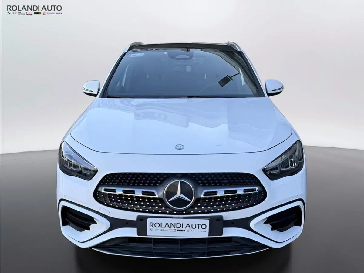 Mercedes-Benz GLA SUV usata a Alessandria (5)