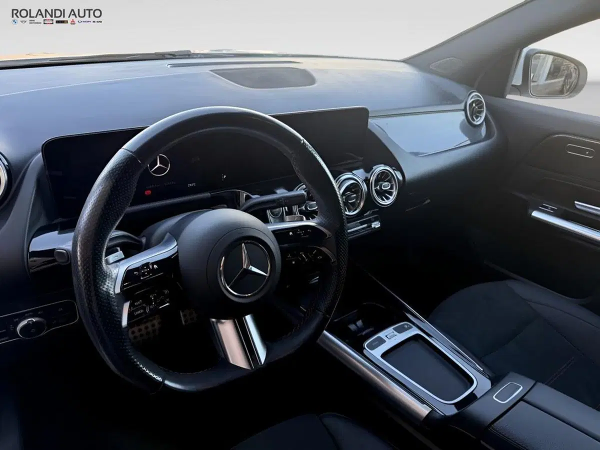 Mercedes-Benz GLA SUV usata a Alessandria (7)