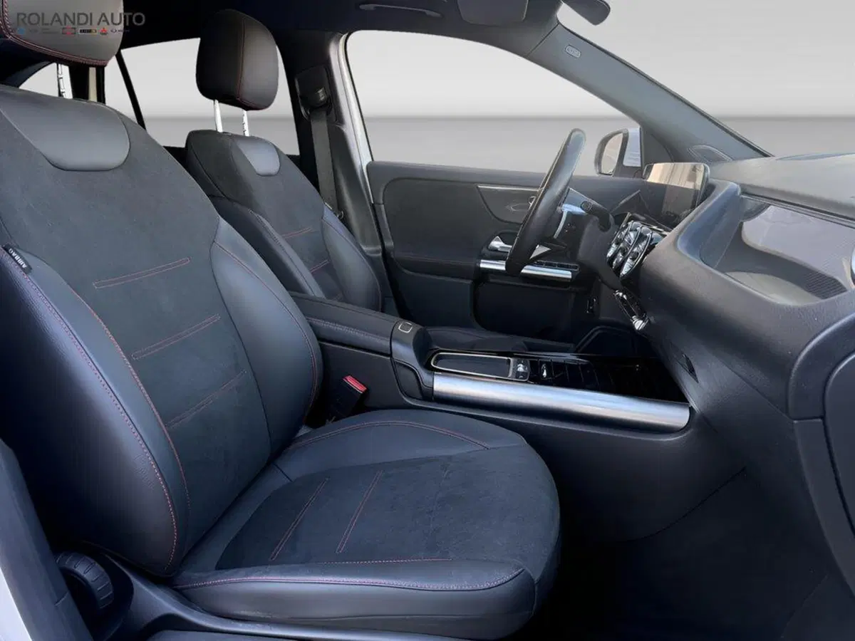 Mercedes-Benz GLA SUV usata a Alessandria (9)