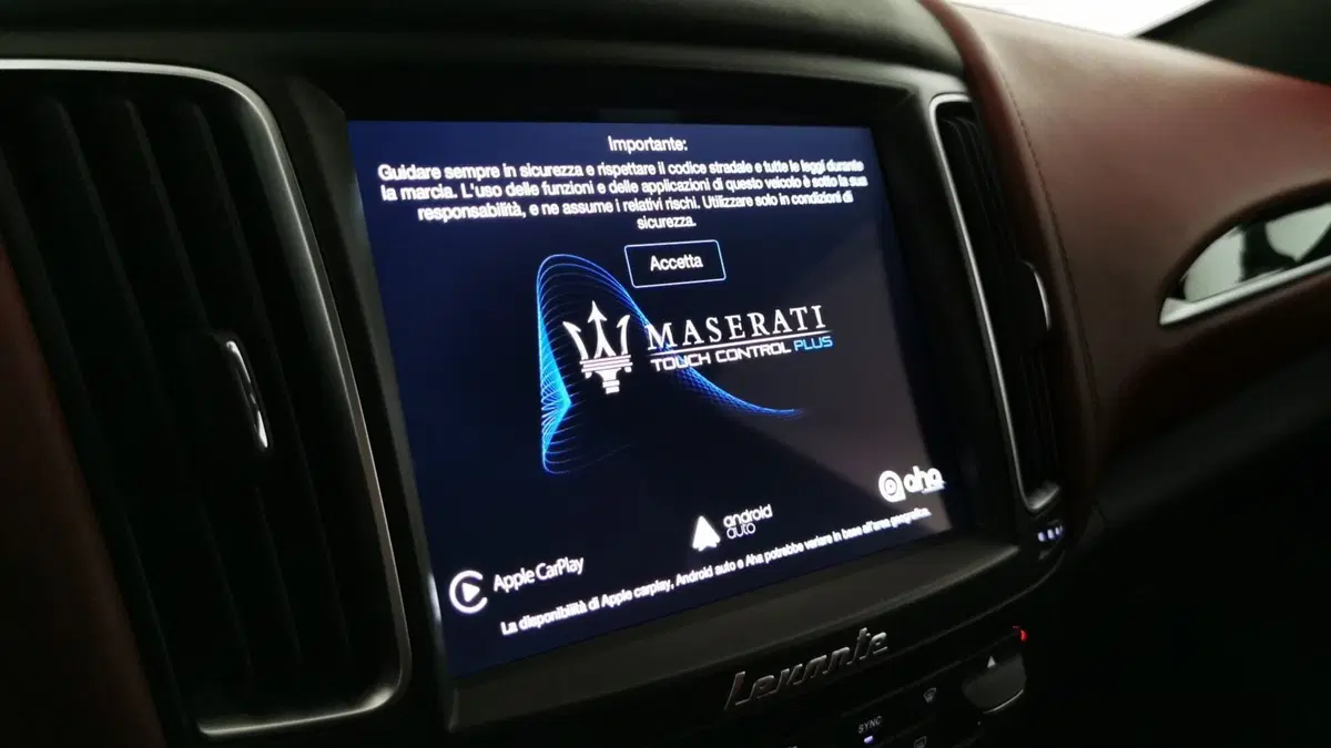 Maserati Levante usata a Chieti (12)