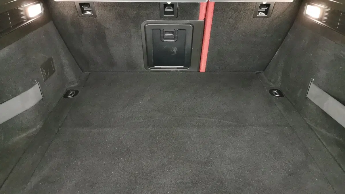 Maserati Levante usata a Chieti (9)