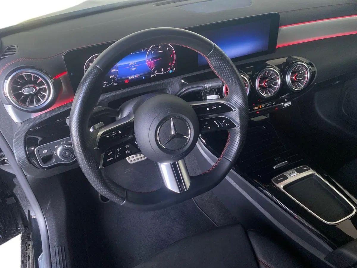 Mercedes-Benz CLA usata a Bergamo (10)