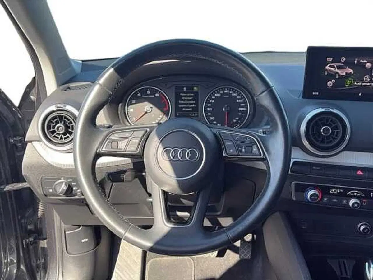 Audi Q2 usata a Siena (17)