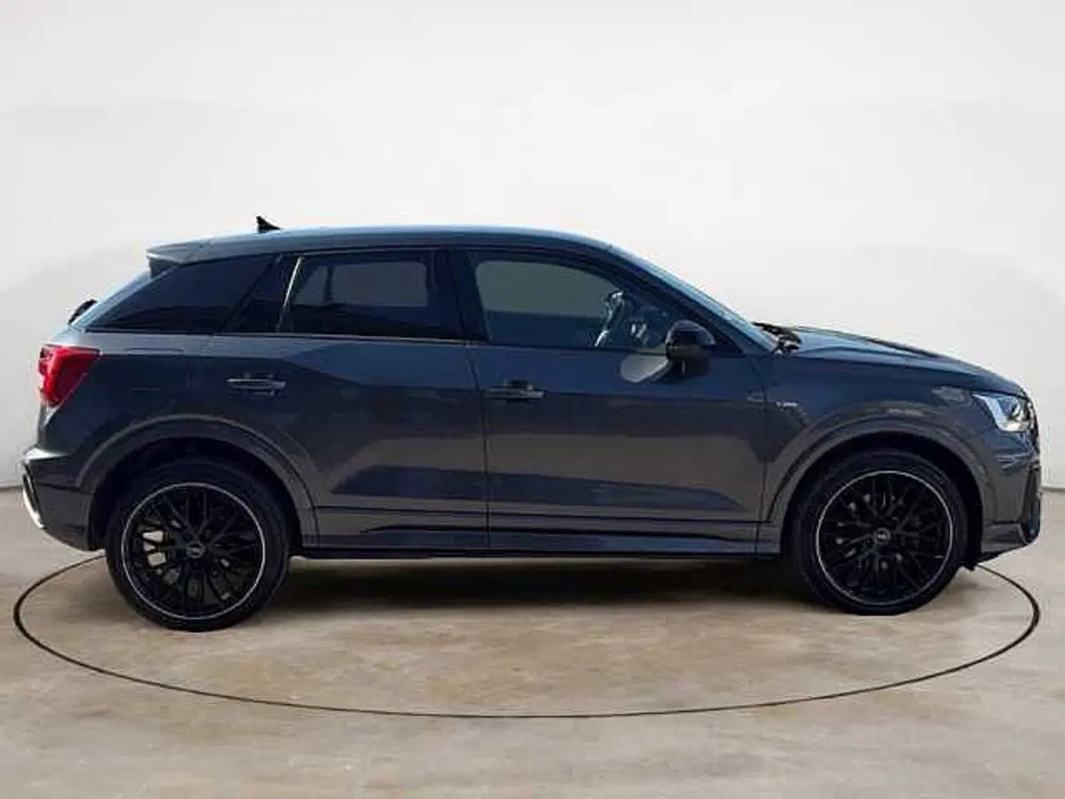 Audi Q2 usata a Siena (7)