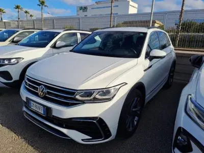 Volkswagen Tiguan Allspace 2.0 TDI SCR DSG 4MOTION Advanced BMT del 2022 usata a Bologna