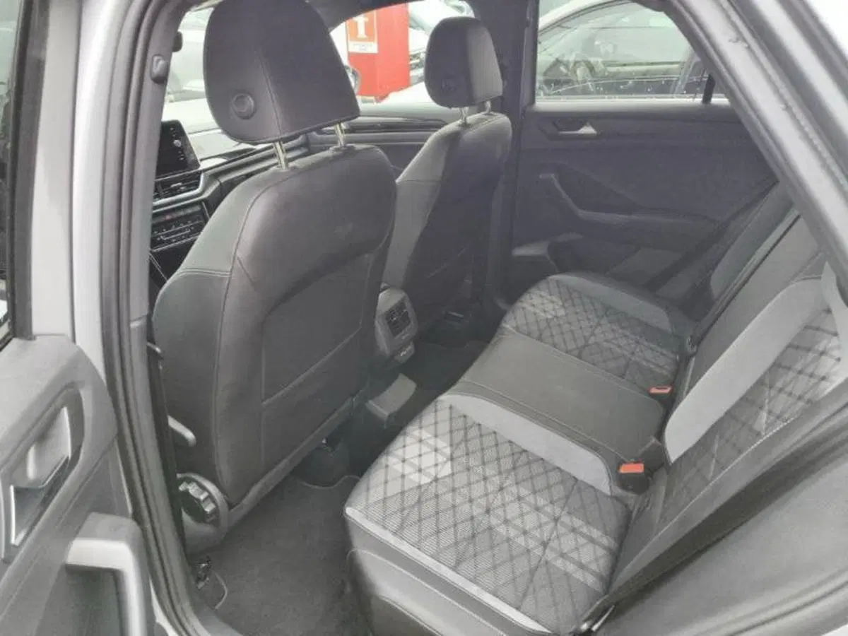 Volkswagen T-Roc usata a Bologna (10)
