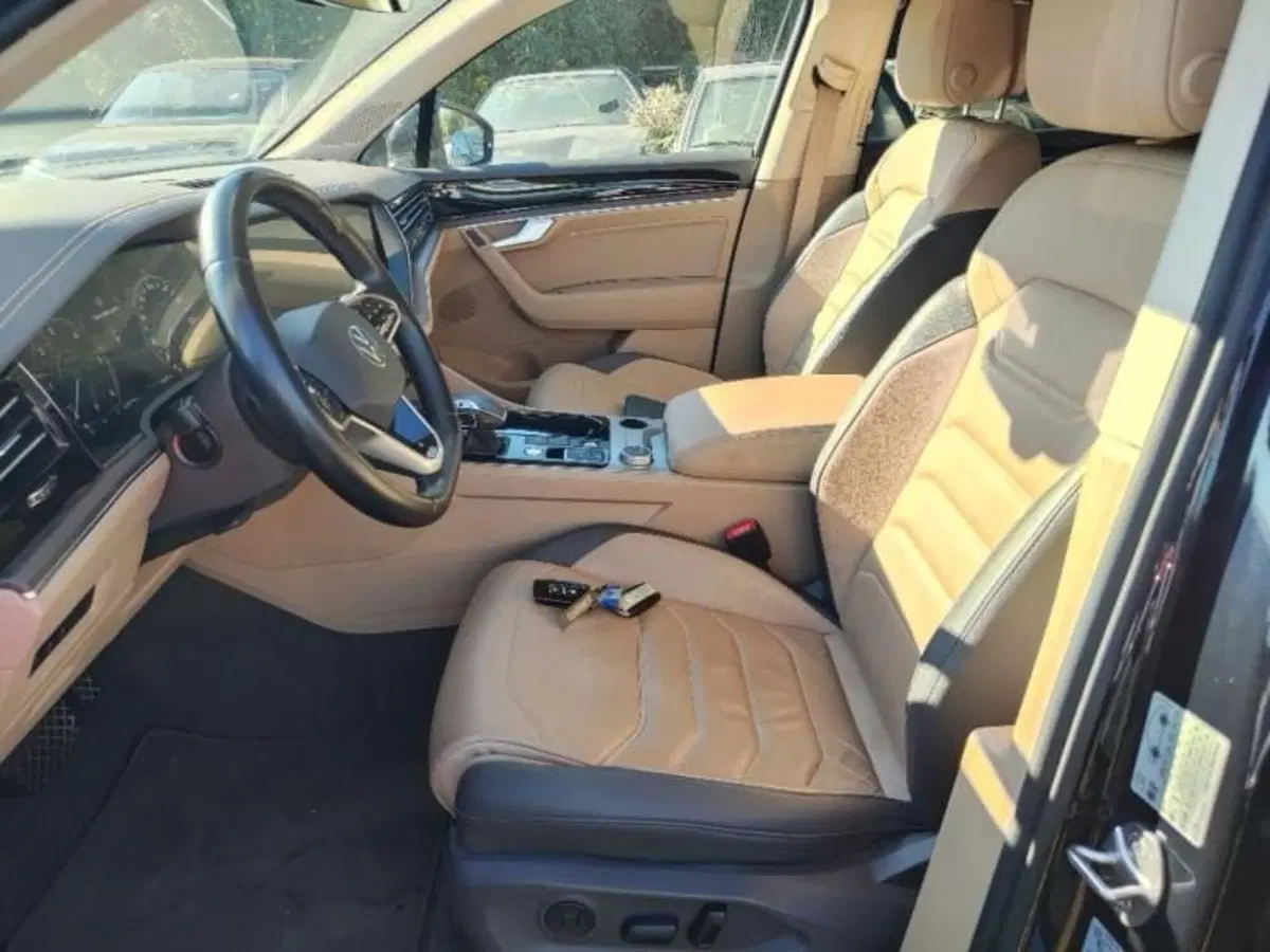 Volkswagen Touareg usata a Bologna (6)