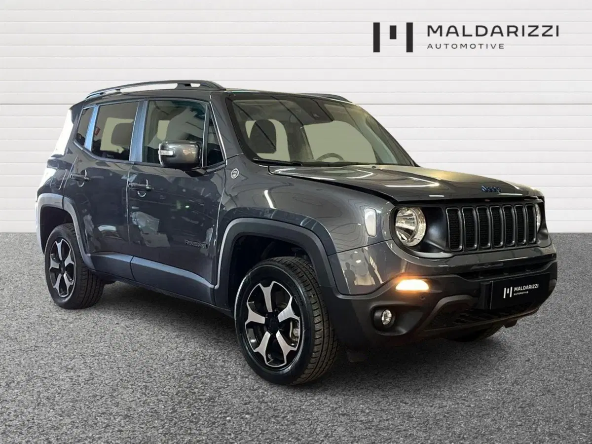Jeep Renegade usata a Taranto
