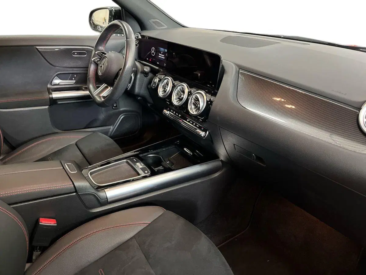 Mercedes-Benz GLA SUV usata a Barletta-Andria-Trani (9)