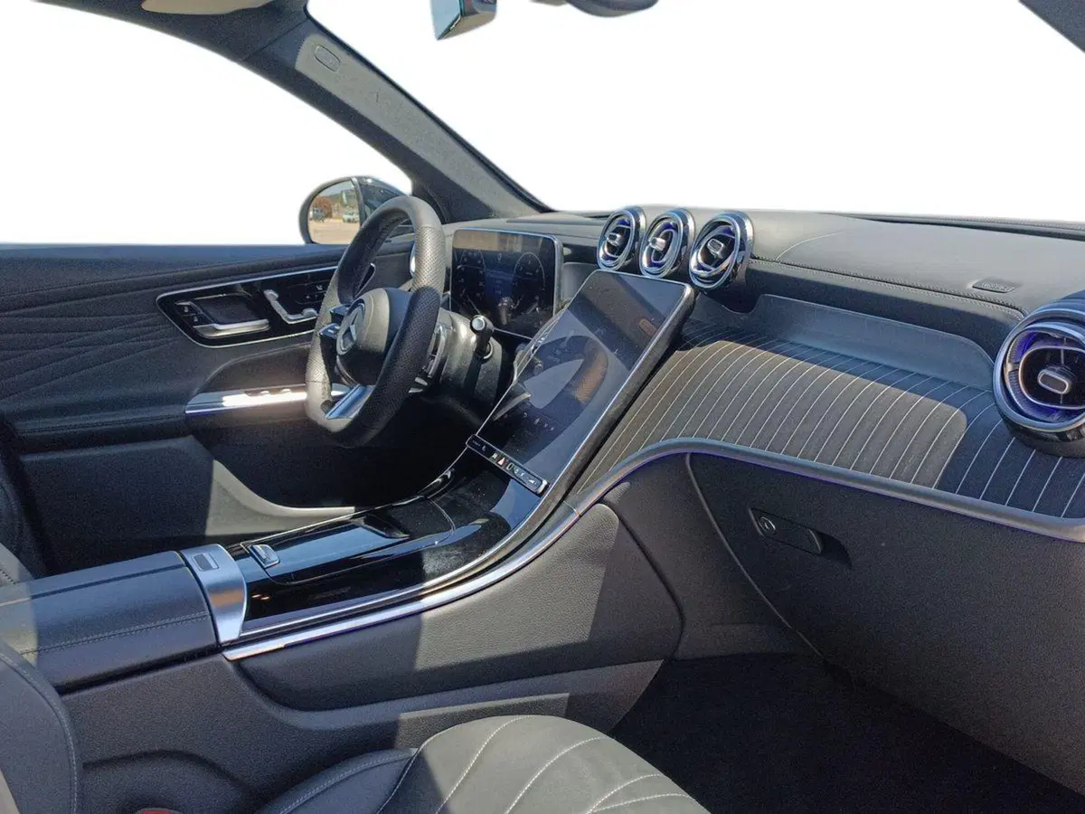 Mercedes-Benz GLC SUV usata a Bari (15)