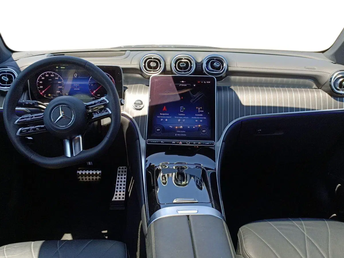 Mercedes-Benz GLC SUV usata a Bari (9)