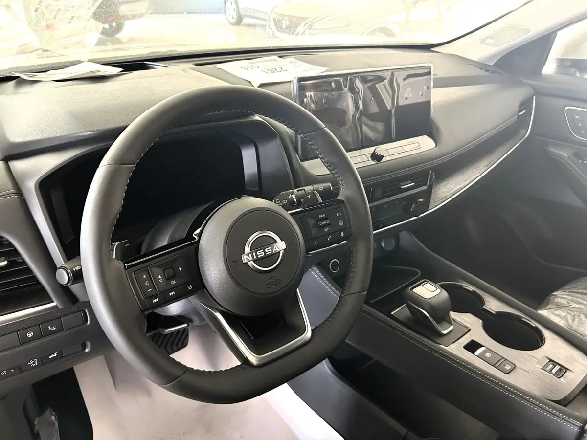 Nissan X-Trail nuova a Ferrara (9)