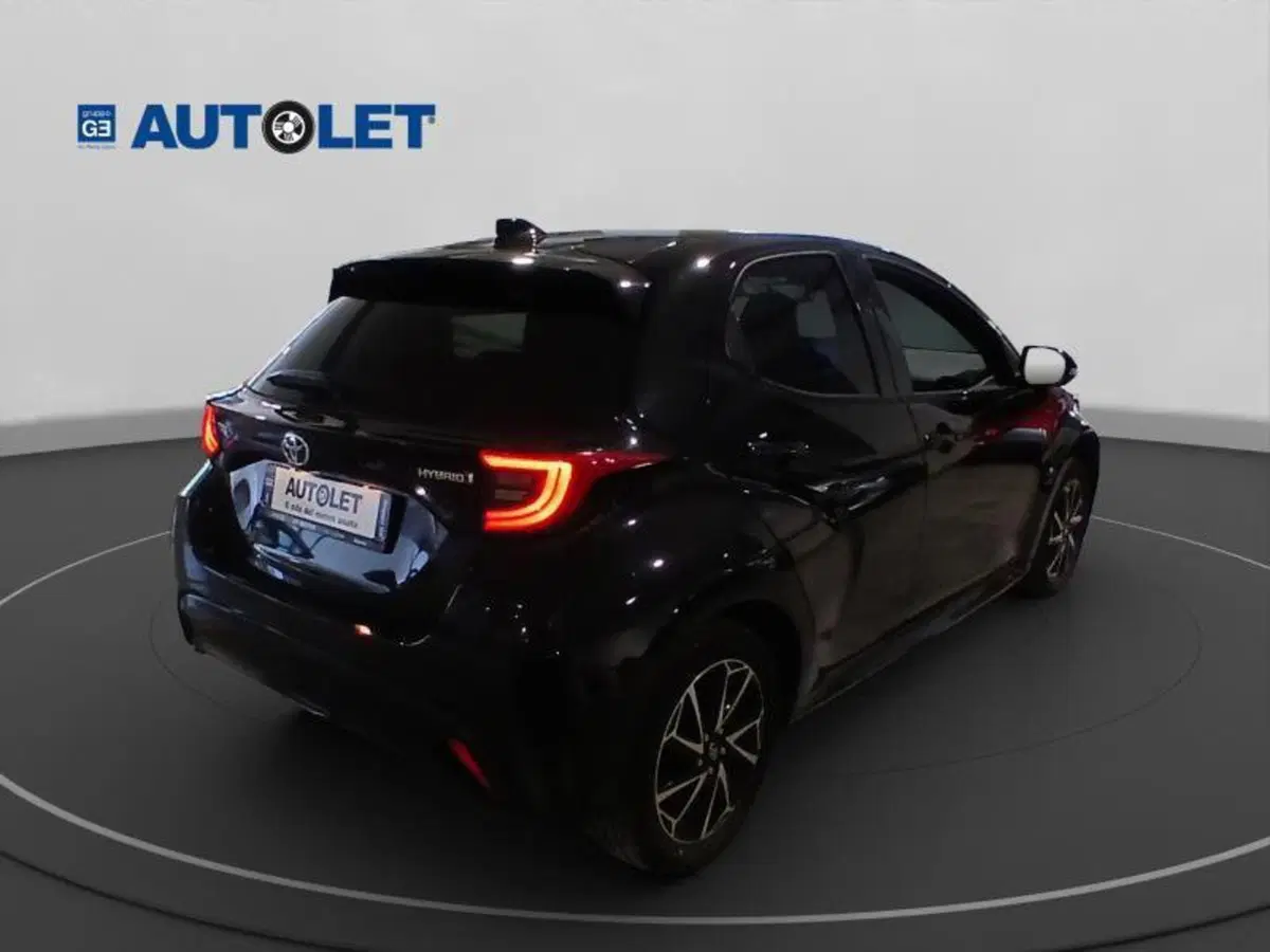 Toyota Yaris usata a Genova (7)