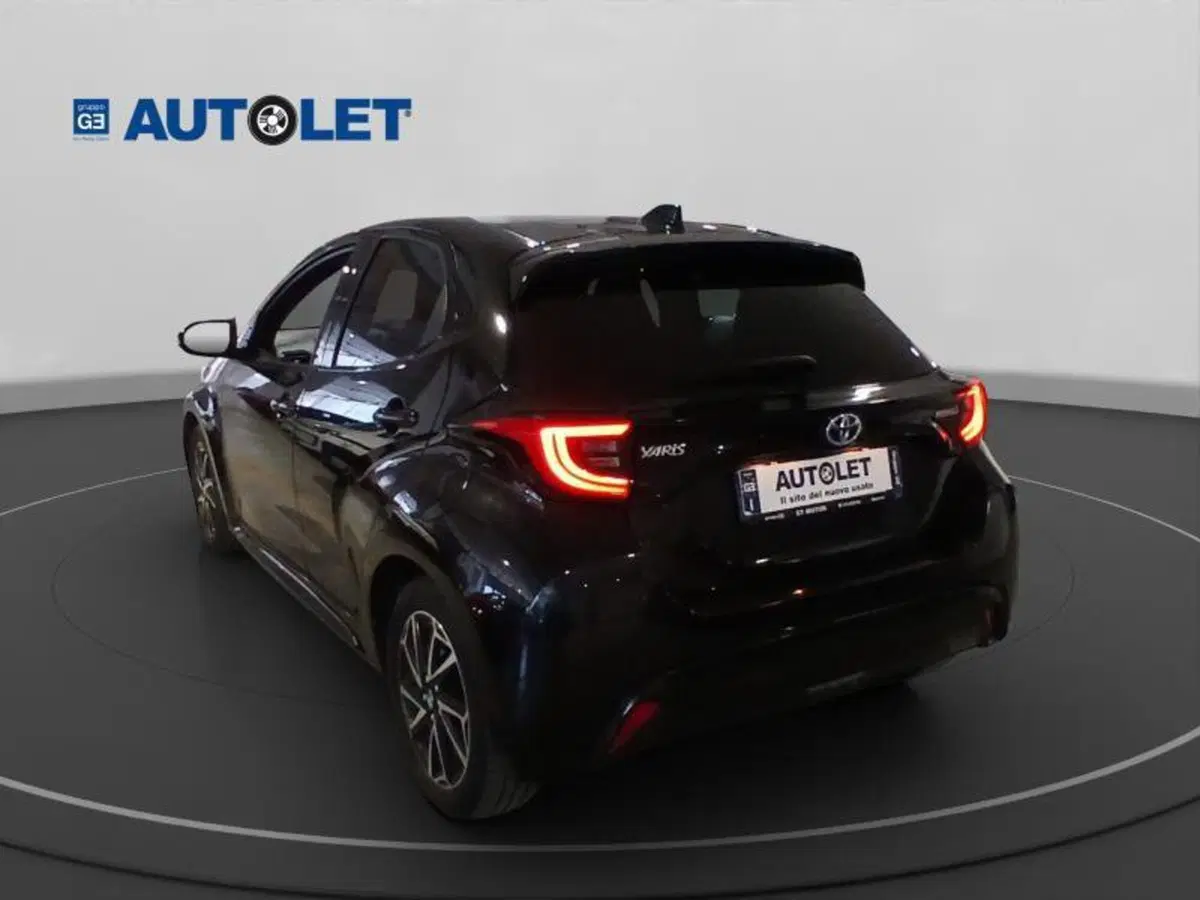 Toyota Yaris usata a Genova (8)