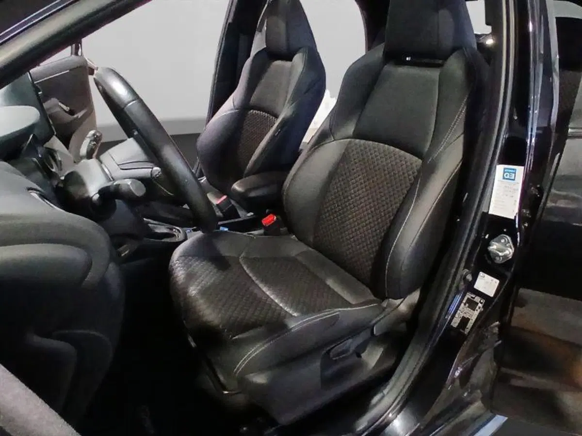 Toyota Yaris usata a Genova (9)