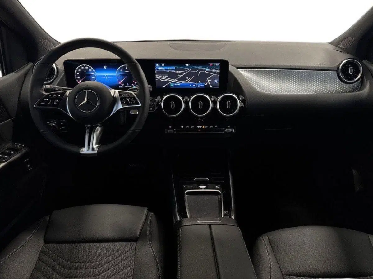 Mercedes-Benz Classe B nuova a Ancona (10)