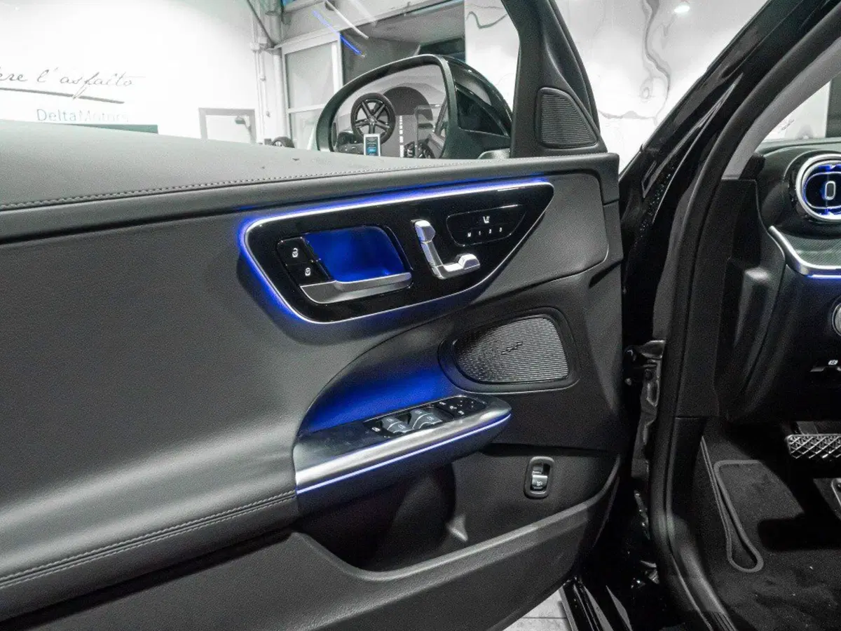 Mercedes-Benz Classe C Station Wagon nuova a Ancona (10)