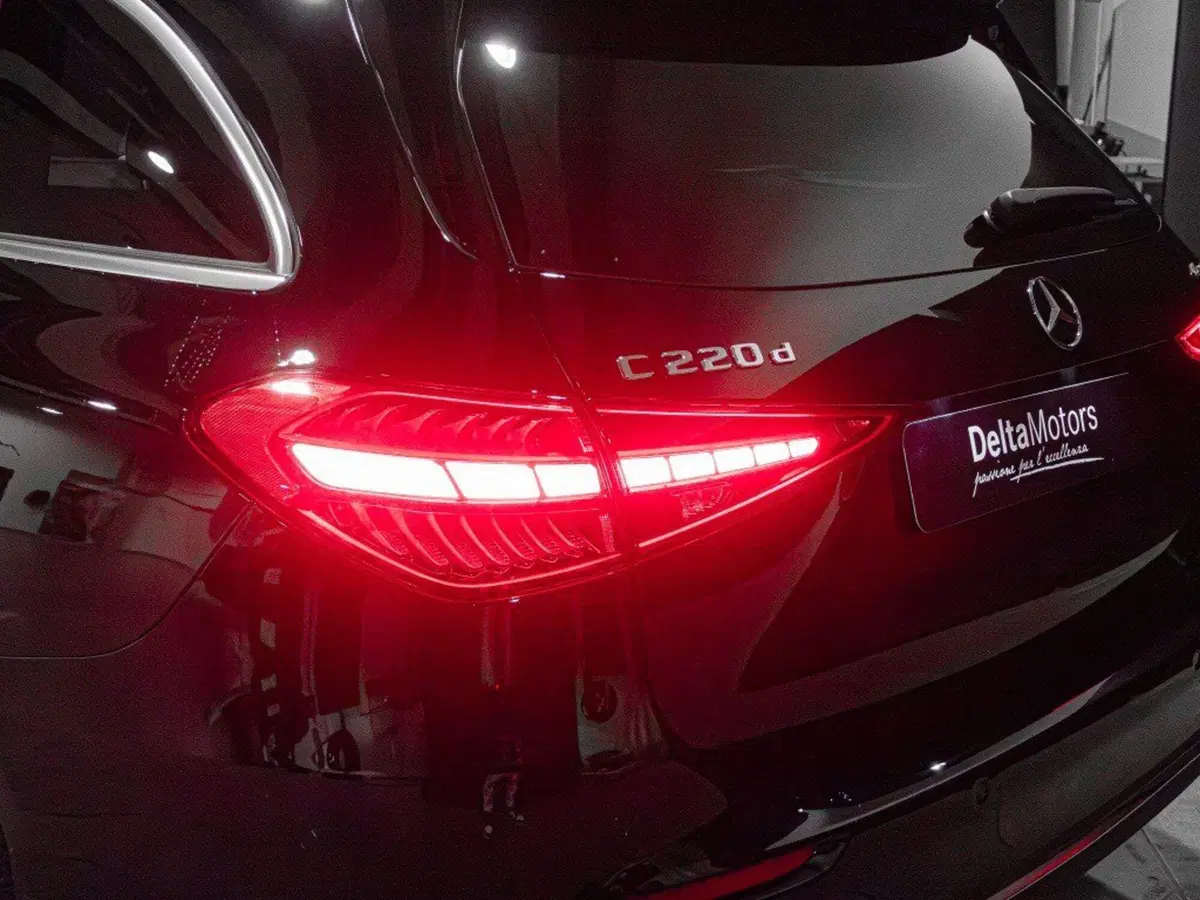 Mercedes-Benz Classe C Station Wagon nuova a Ancona (8)