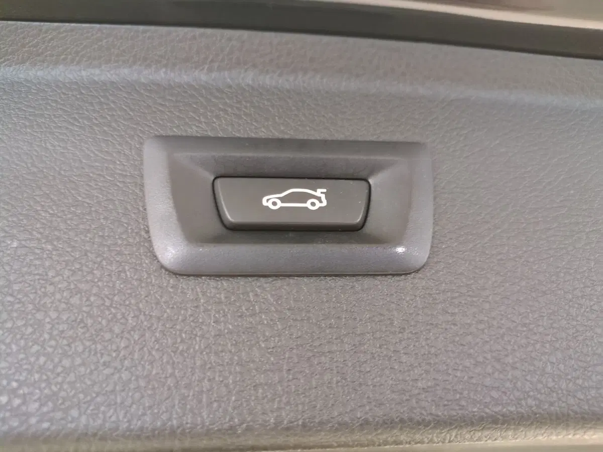 BMW Serie 2 Active Tourer usata a Avellino (9)