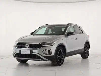 Volkswagen T-Roc 2.0 tdi Life 115cv del 2023 usata a Alessandria