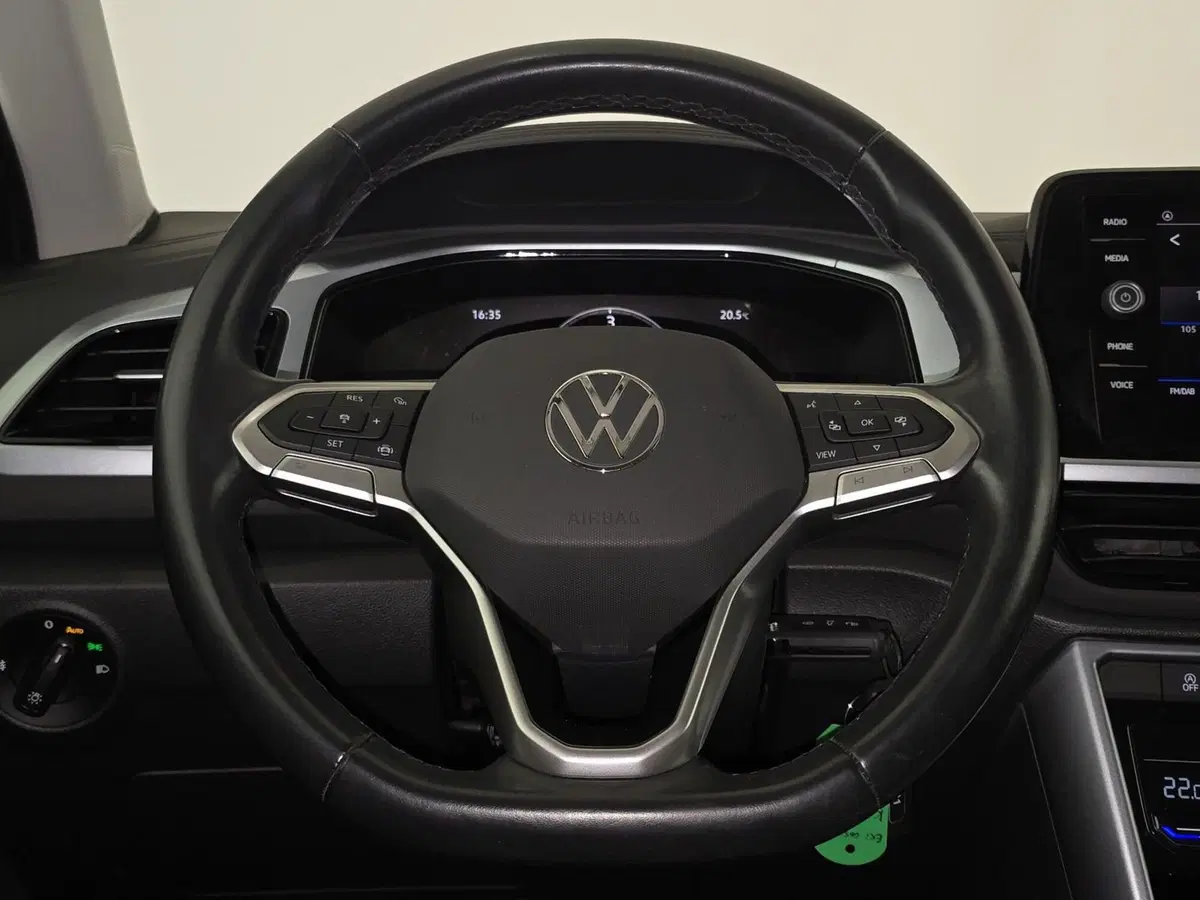 Volkswagen T-Roc usata a Alessandria (11)