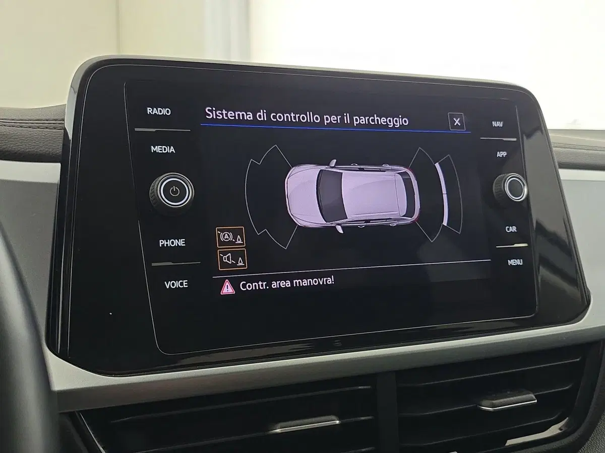Volkswagen T-Roc usata a Alessandria (15)