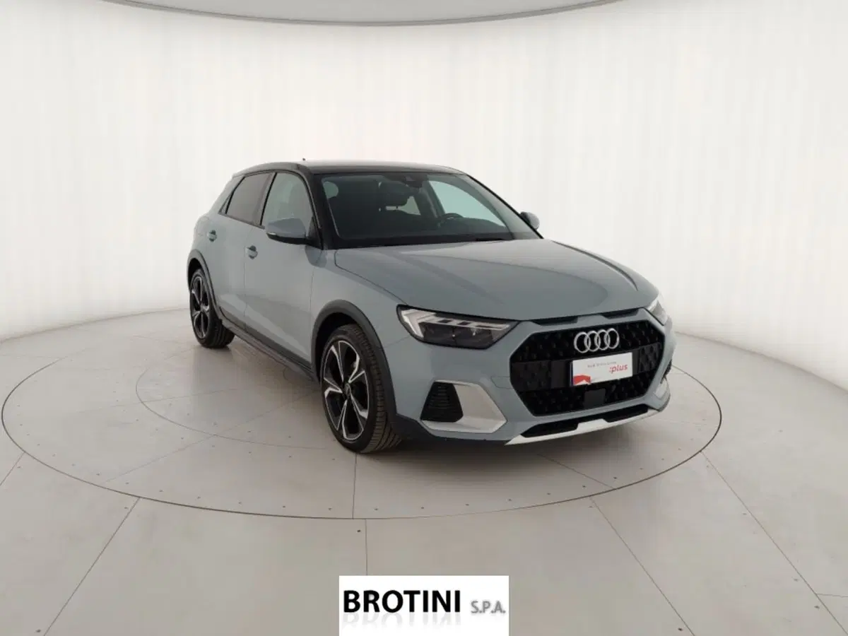 Audi A1 Sportback usata a Massa-Carrara (4)