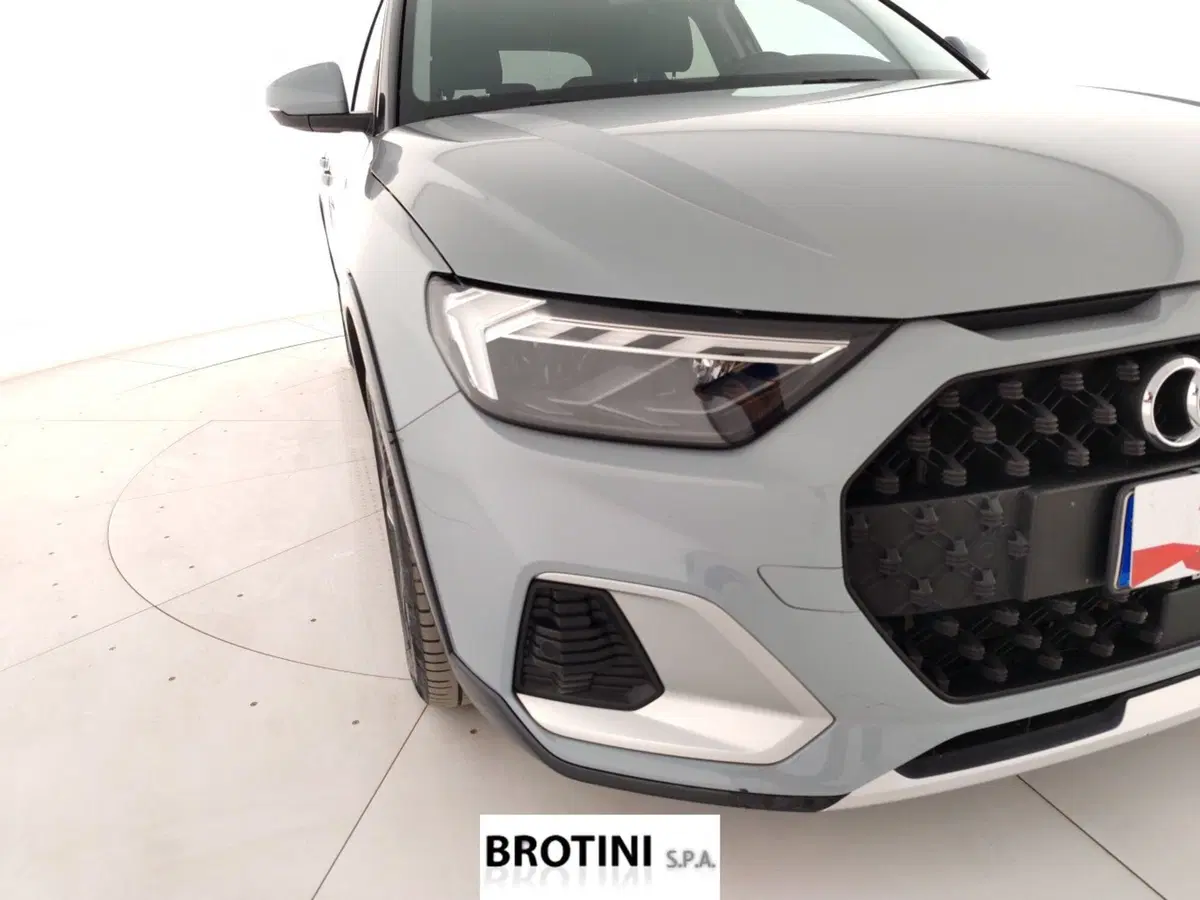 Audi A1 Sportback usata a Massa-Carrara (5)