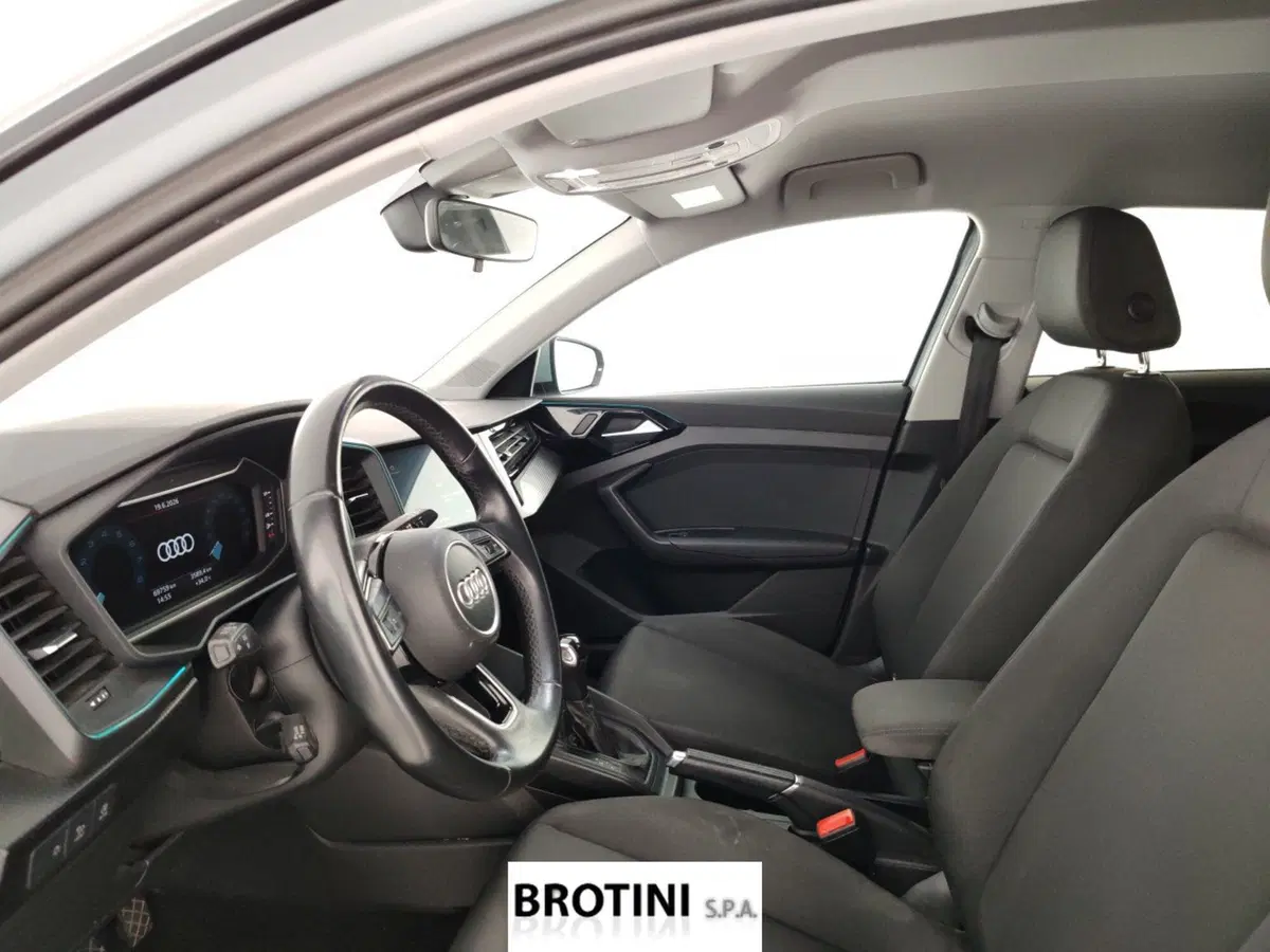 Audi A1 Sportback usata a Massa-Carrara (7)