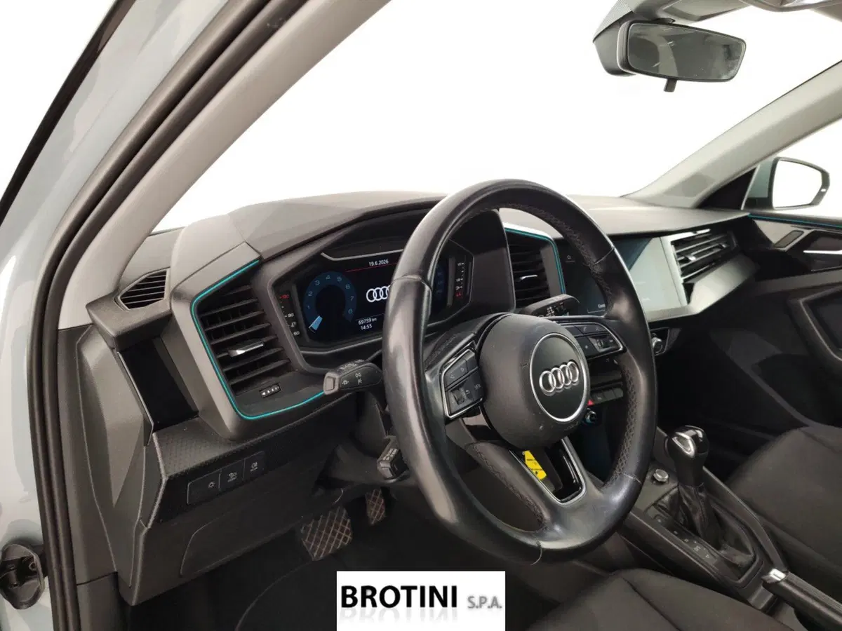 Audi A1 Sportback usata a Massa-Carrara (8)