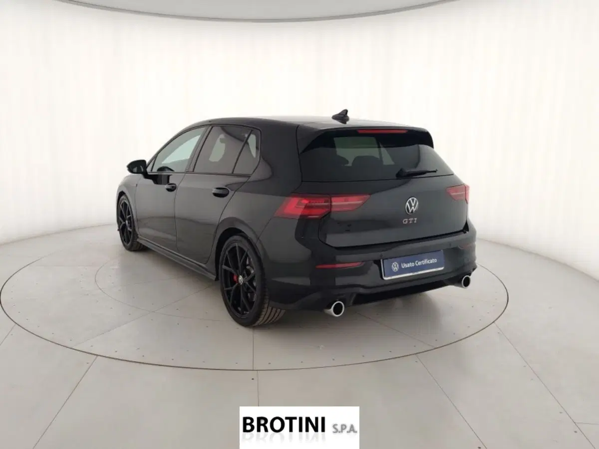 Volkswagen Golf usata a Massa-Carrara (2)