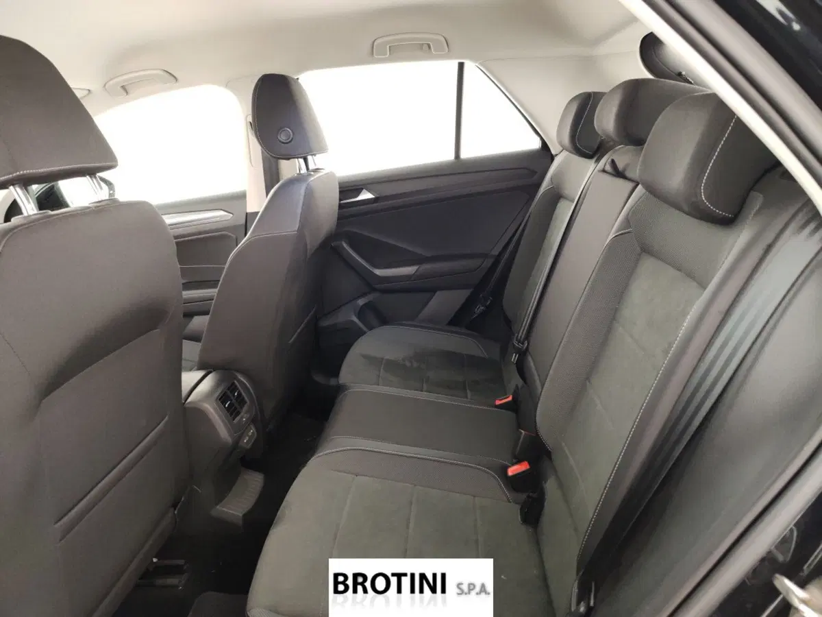 Volkswagen T-Roc usata a Massa-Carrara (10)