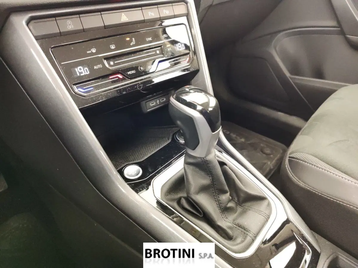 Volkswagen T-Roc usata a Massa-Carrara (11)