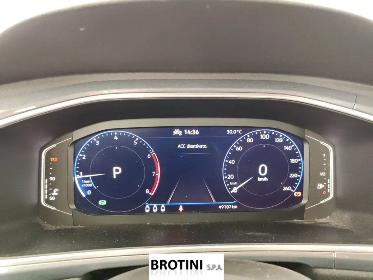 Volkswagen T-Roc usata a Massa-Carrara (13)