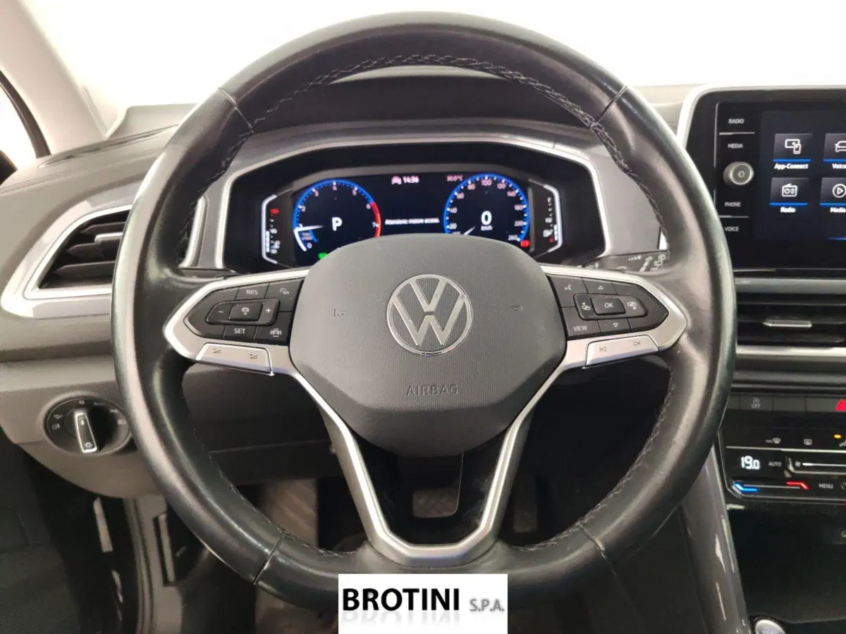 Volkswagen T-Roc usata a Massa-Carrara (14)