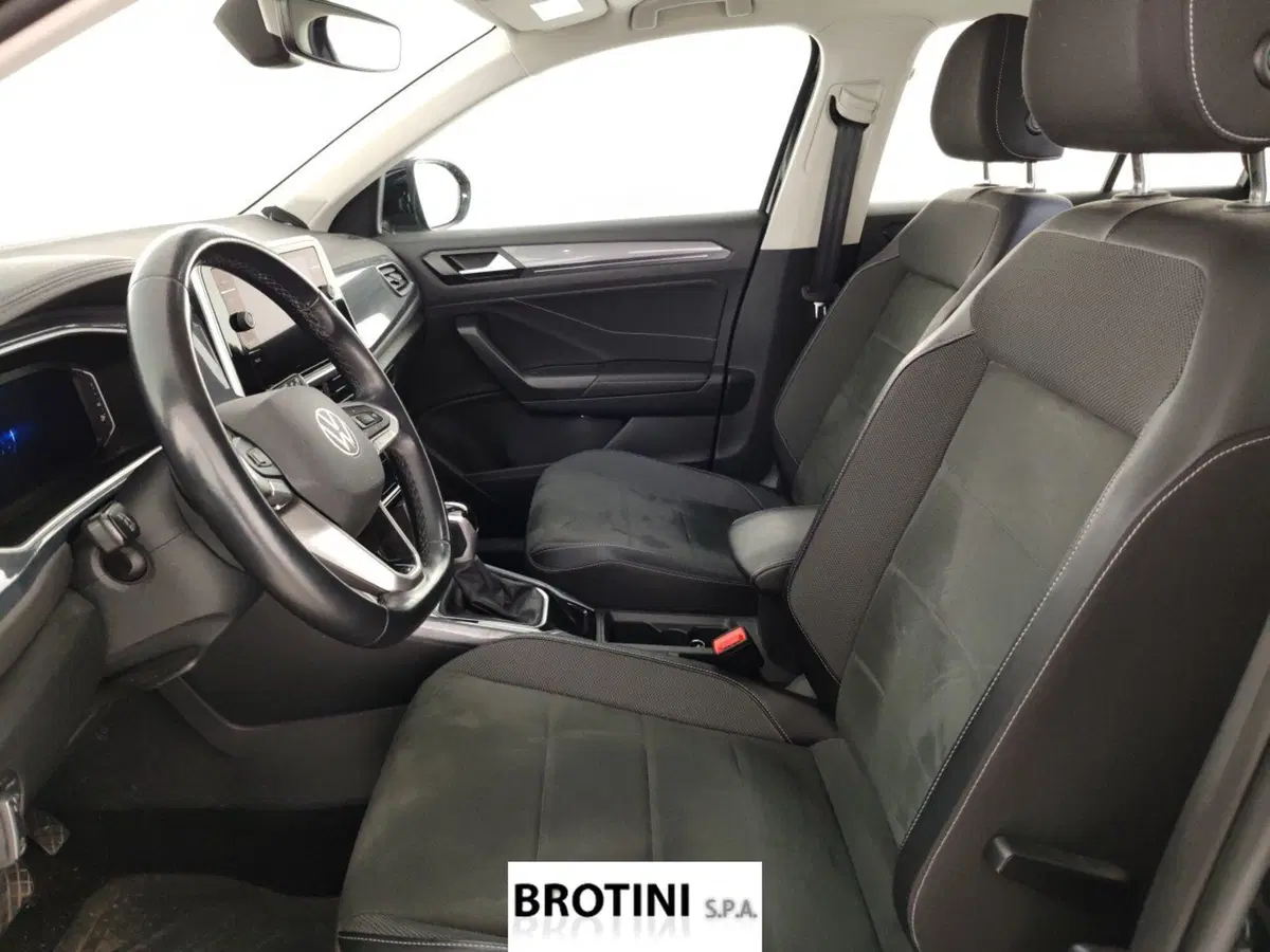 Volkswagen T-Roc usata a Massa-Carrara (7)