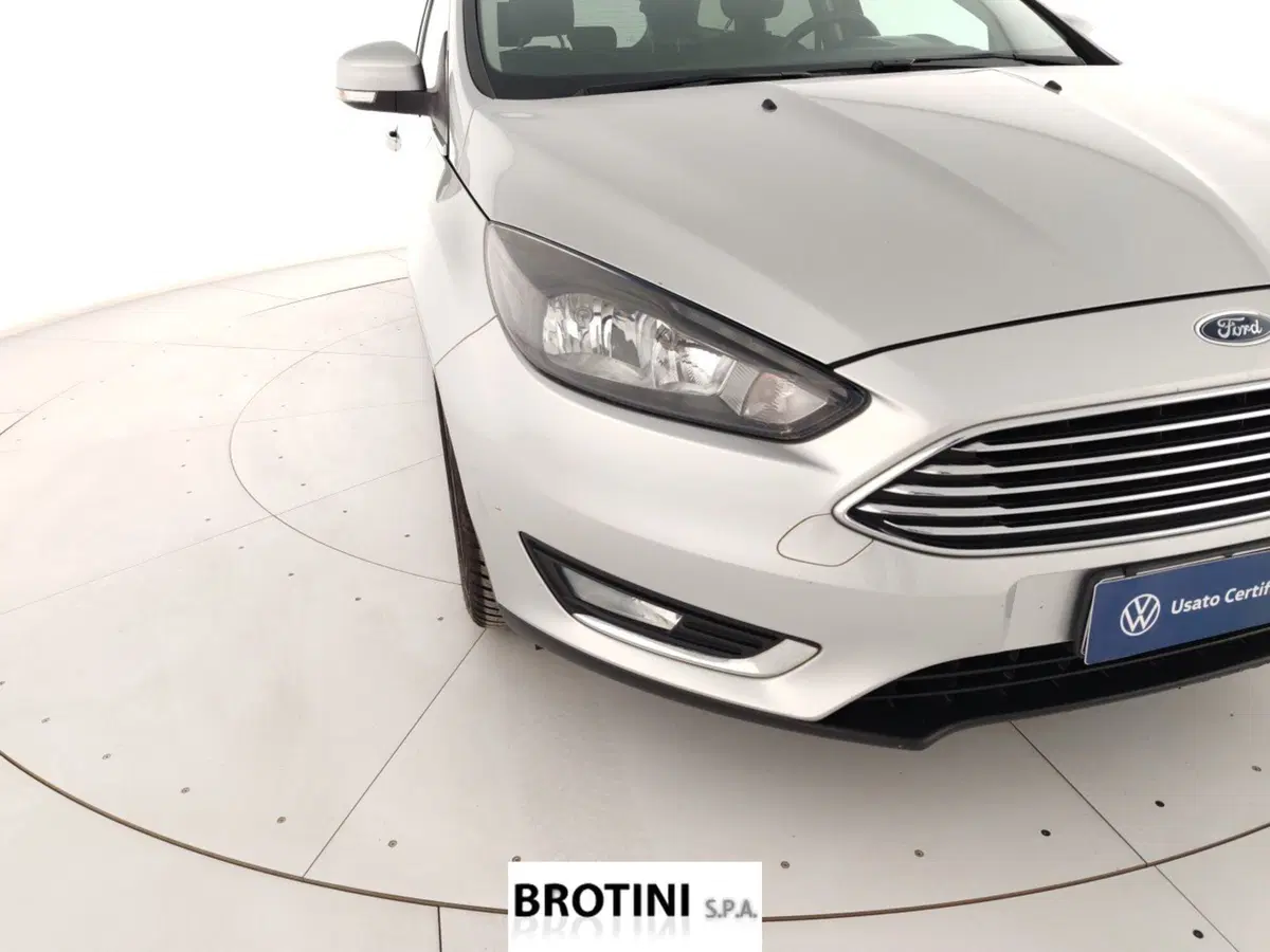 Ford Focus Station Wagon usata a Massa-Carrara (5)