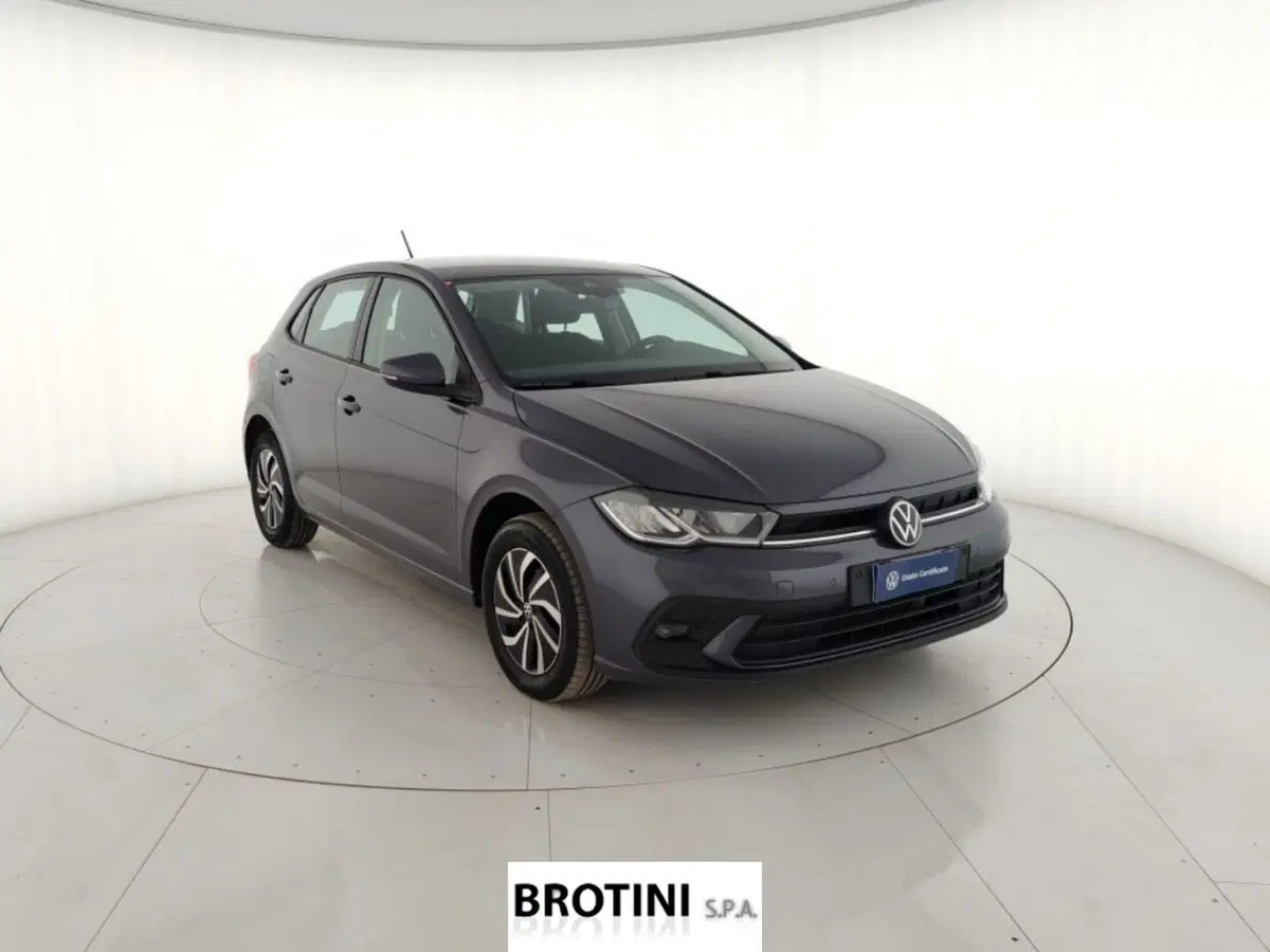 Volkswagen Polo usata a Massa-Carrara (4)