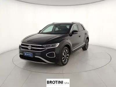 Volkswagen T-Roc 1.0 TSI Style del 2023 usata a Massa