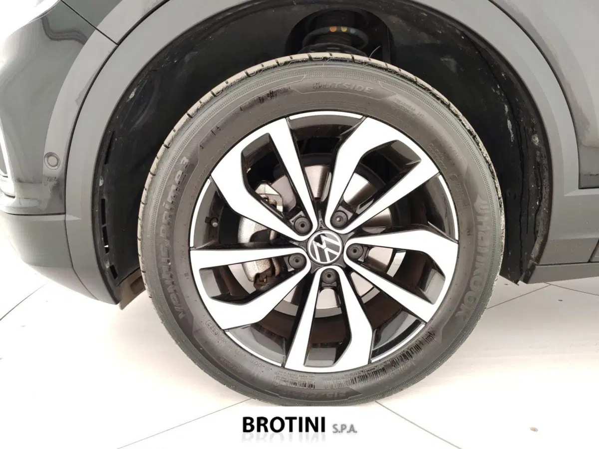 Volkswagen T-Roc usata a Massa-Carrara (6)